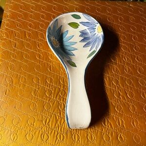 Vintage blue floral spoon rest